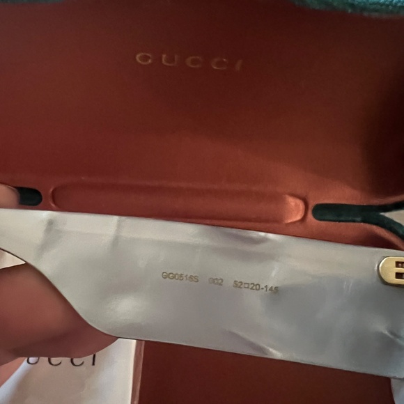 Gucci sunglasses - Picture 3 of 4